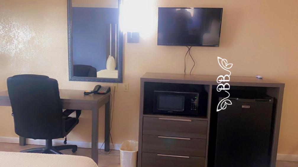 Days Inn & Suites By Wyndham Braunig Lake Elmendorf Ngoại thất bức ảnh